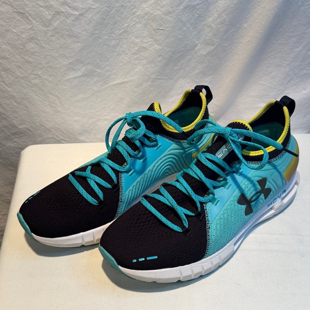 Under Armour Black and Aqua Running Shoes